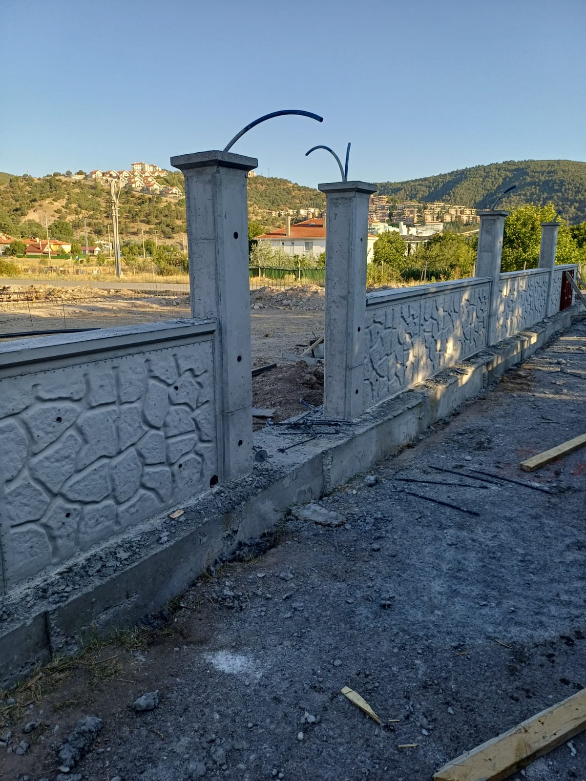 Bahçe Duvarı
